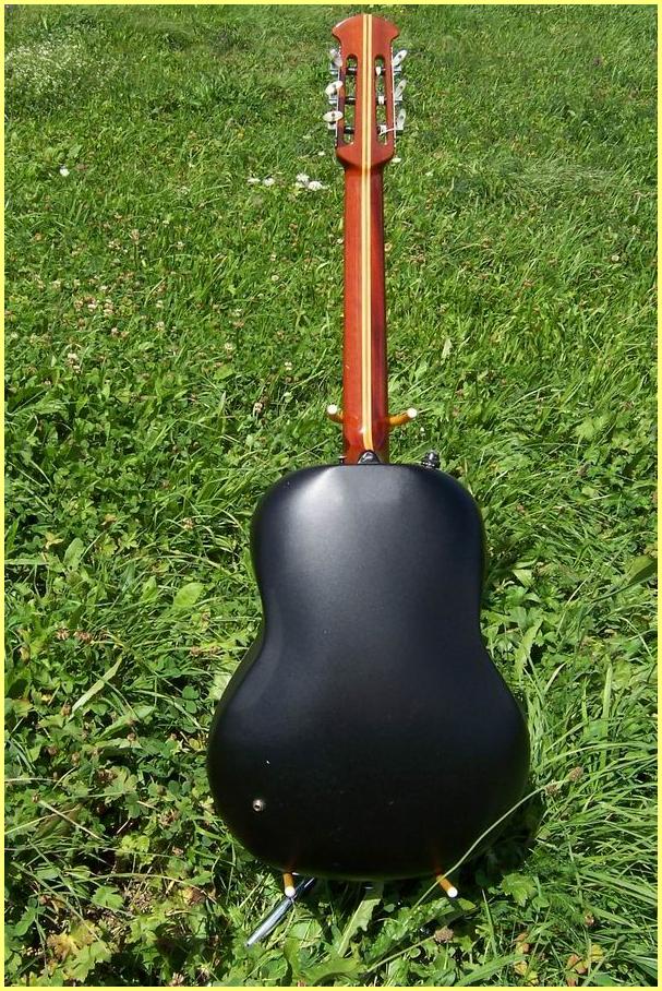 Ovation 1624-4 Country Artist